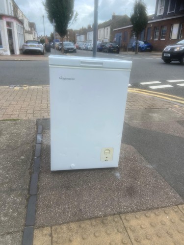 Fridgemaster mcf96 95l white - fridgemaster,